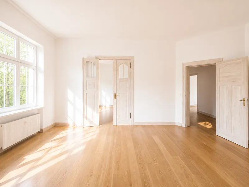 3-Zimmer-Altbauwohnung Berlin-Tegel, kernsaniert, ab sofort — photo 1